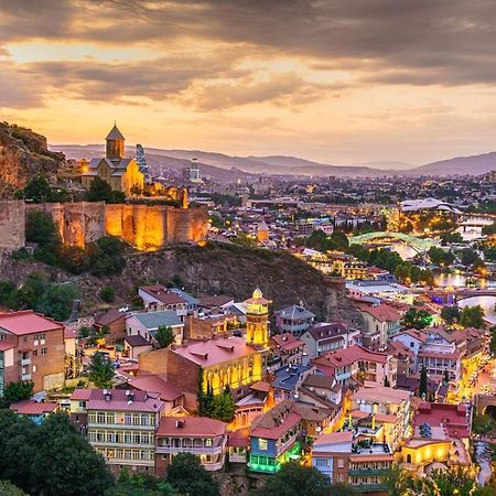 Narikhala Apartment Tbilisi Buitenkant foto